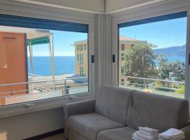 WELCOME RIVIERA-Primavera 1A- Vista mare- spazioso e comodo appartamento-2 bagni-wifi-aria condizionata in ogni stanza-garage a pagamento 15 euro al giorno, hotel u gradu 'Rapallo'