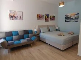 Modern Accomodation 1 In The Center Of Skiathos