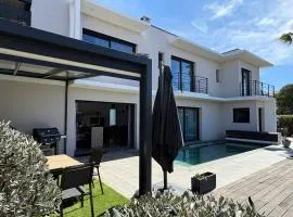 Magnifique Villa moderne à 10 minutes des plages