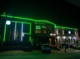 Aylane Hotel