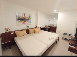 SeaKoast Breeze Apartelle, hotel en Bangcusay