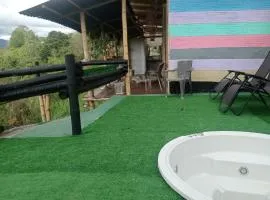 cabaña típica cafetera familiar tipo glamping, jacuzzi