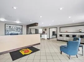 Super 8 by Wyndham Farmington