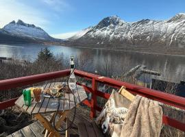 Rifi Senja House, hotel i Senja