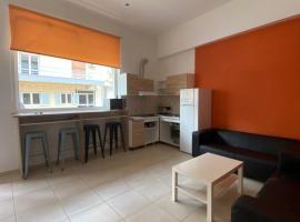 Sisifou Hostel, hotel di Korinthos