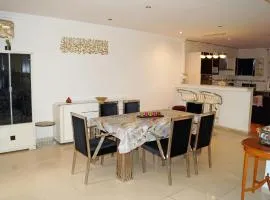 Duplex T3 résidence Djnen el Bey