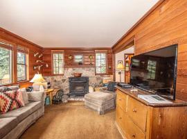 Rockwood By Hauserman Rentals, Hotel in Carnelian Bay