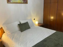 Faraboni Apartments, khách sạn ở Novara