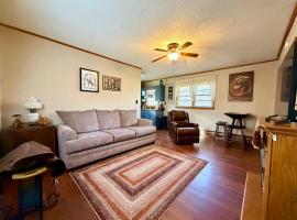 Cozy Creek Cottages, hotel a Maggie Valley