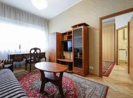 Old Town 1BR Apartment Aia 5A