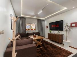 Green Terrace 2BR Condo 10 min from Agadir beach, hotel a Agadir