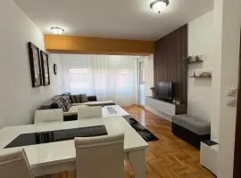 Dolce Casa E K