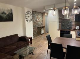 Le cerf au pied des montagnes et des lacs: Fraize şehrinde bir otel