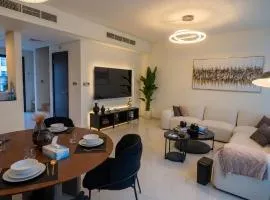 Spacious 3-Bedroom Villa in DAMAC Hills 2
