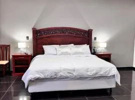 Hotel Rubinos