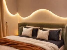Wavy Designer Apartment MM Alam road