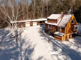 Cozy Every Season Cabin Perfect for Families
