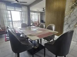 The Globetrotter Condostay