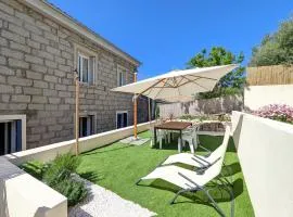 NOUVEAU Au cœur de Propriano, appartement T4 avec terrasse au calme, proche des plages