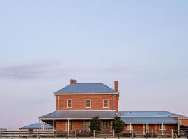 Yarras Homestead Bathurst luxury accommodation, hotel i Raglan
