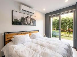 Furnished 1 Bedroom Apartment in San Jose Exquisite, hotell i Pozos