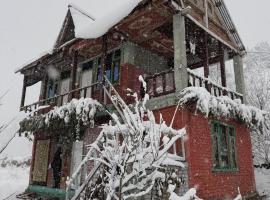 MJ s Cafe & Homestay: Kalgha şehrinde bir otel