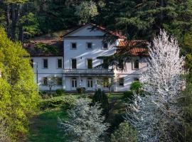 Villa La Boschetta 1760, hotel a Mongardino