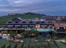 VINEHO – hotel w mieście Barolo