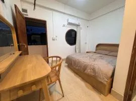 D6 Apartment at the Pier 4 of 6