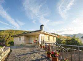 Casa Outeiro, hotell i Encinedo