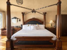 Suite Royale, Accès à la rivière, hôtel à Saguenay