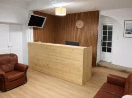 Relax Guesthouse & Hostel Lagos Central