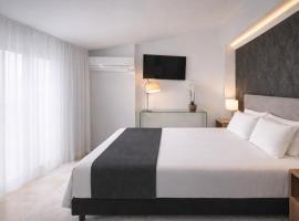 Abril Nerja, hotel a Nerja