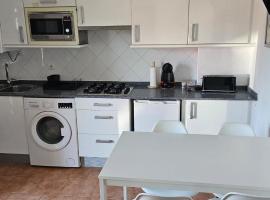 SUA Fuego Apartamento 3, hotel i Sopuerta