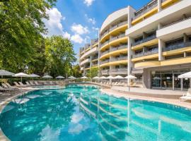 Hotel Perunika, viešbutis Auksinėse Smiltyse