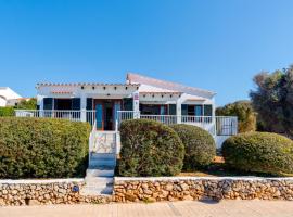 Ocean-view house, ideal for families, hótel í Binibeca