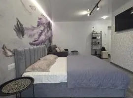 Апартаменты возле отеля Украина