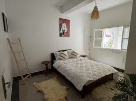 Humble Surf House - Anza