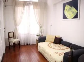 Clásico departamento porteño a una cuadra del Obelisco