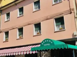 Hotel Serena