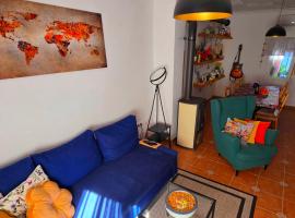 Holiday House - Casa de Monica, hotel a Cullera