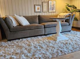 Comfortable and close to the city center, hotell i Asker