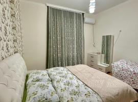 Guesthouse - Family Hotel, khách sạn ở Bagdatʼi