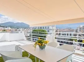 Downtown Skyloft