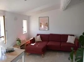 Chez Andrea lumineux T2 clim la Ciotat centre proche plage port à pieds