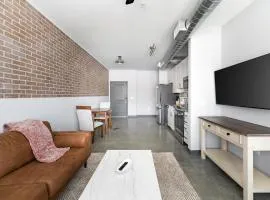 Landing Amazing 3BD Gym Game Room