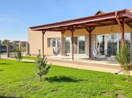 Verona House, hotel i Măgurele