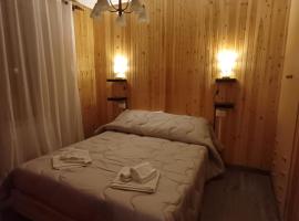 Eva House 2, hotel Fananóban