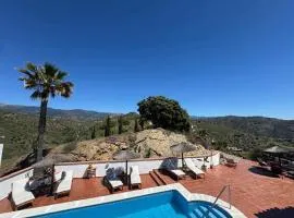 Casa Azafranes - Boutique B&B - Arenas