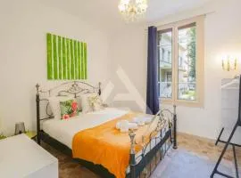 Monte Carlo Monaco border, hypercenter, familly friendly